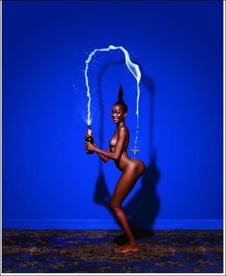 Illustration for article titled Kim Kardashian fenekét interjúvolhatta meg a Paper magazin